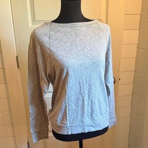 North Face Long Sleeve lightweight sweatshirt